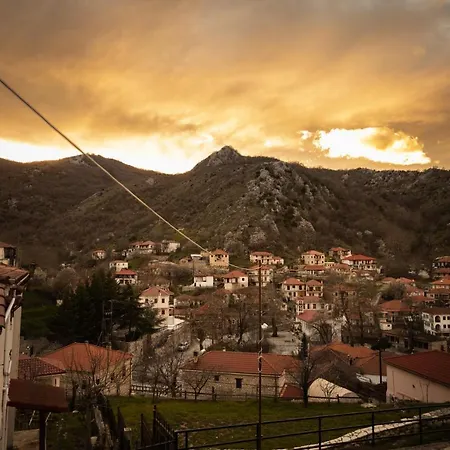 Maison d'hôtes αρχοντικό ελληνοπύργου Ellinopyrgos