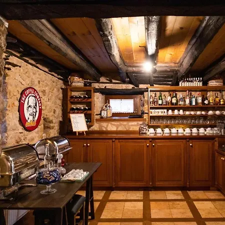 Pensionat αρχοντικό ελληνοπύργου 5*